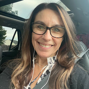 Meet your Posher, Julie